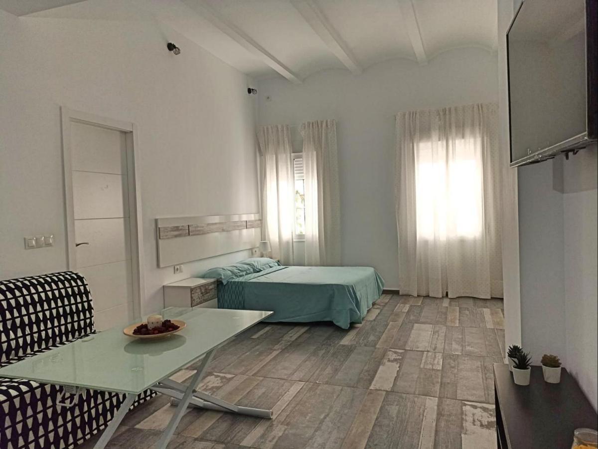 Modernos Apartamentos En Ciudad Jardin Cordova Esterno foto