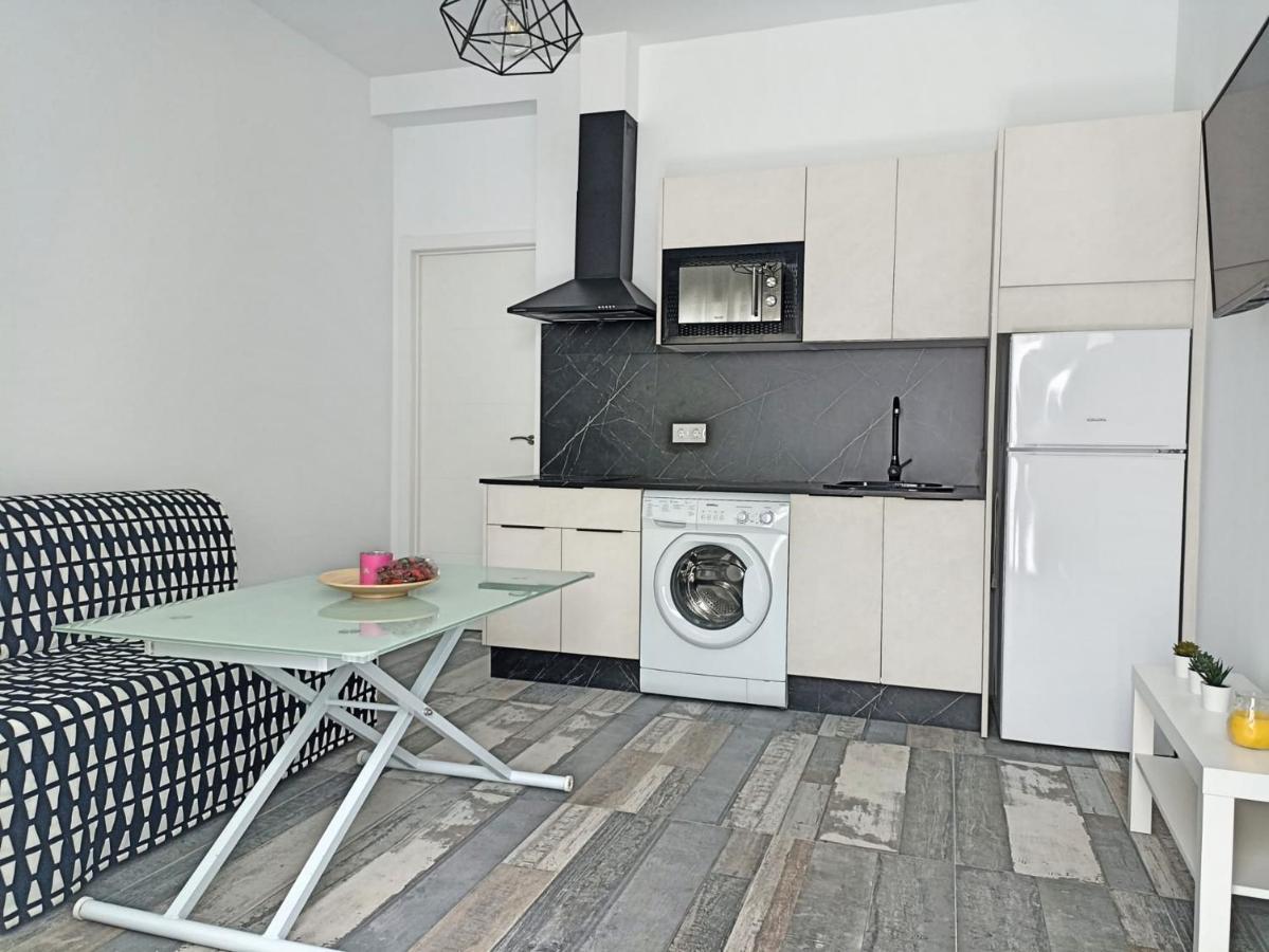 Modernos Apartamentos En Ciudad Jardin Cordova Esterno foto