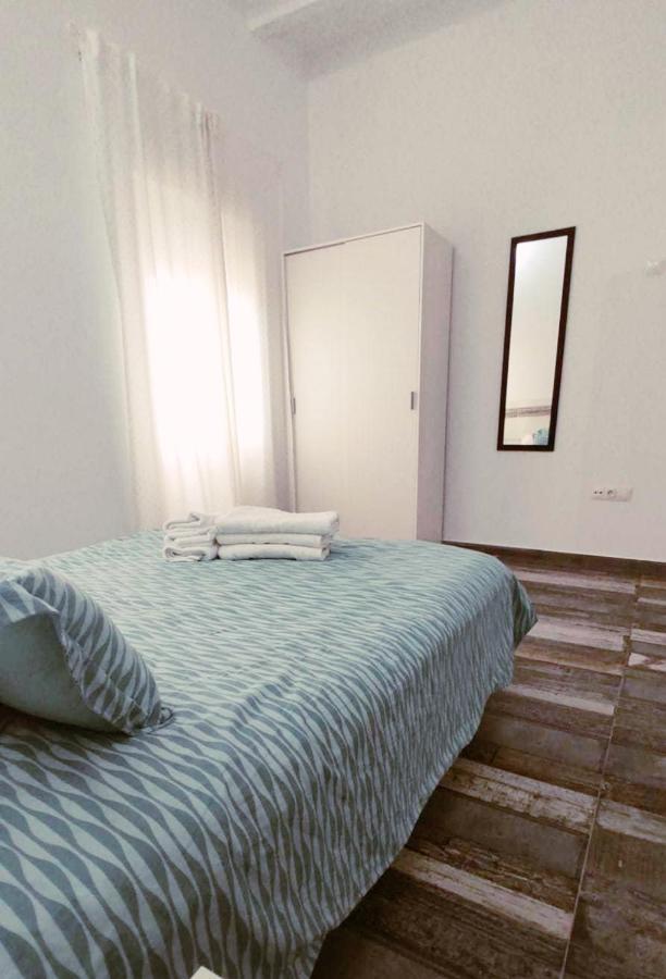 Modernos Apartamentos En Ciudad Jardin Cordova Esterno foto