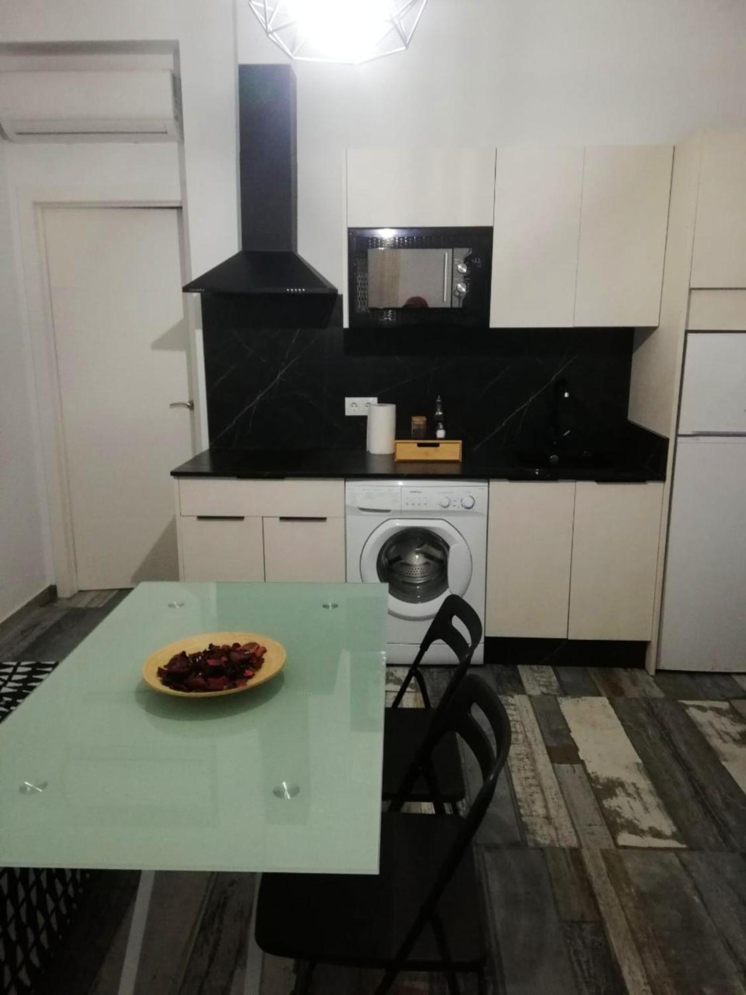 Modernos Apartamentos En Ciudad Jardin Cordova Esterno foto